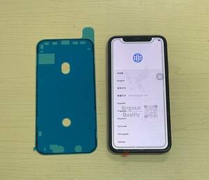 iPhone 11 純正再生品 フロントパネル 画面 液晶 修理 交換、カラー黒、防水シール付き 。 ジャンク1