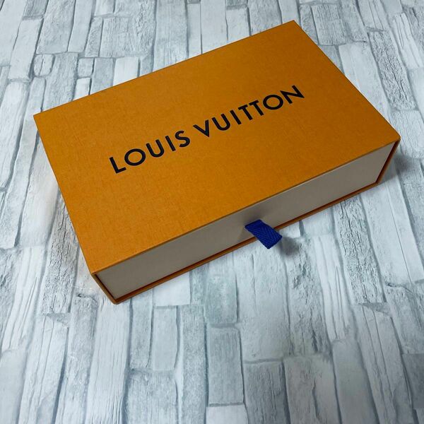 ルイヴィトン VUITTON 空箱