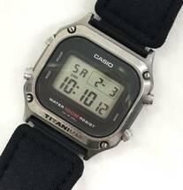 T02/012 CASIO カシオ デジタル 時計 腕時計 TITANIUM チタニウム WATER １00M RESIST 100m防水 548 TW-7000 ブラック/シルバー_画像1