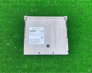 8V アウディ A3等 純正 TV テレビチューナー 中古品 即決 1033604 240202 工場