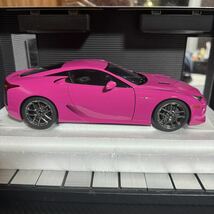 未展示品 オートアート 1/18 レクサス LFA PASSIONATE PINK_画像4