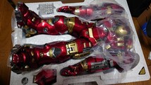 【美品】1/6 ホットトイズ アベンジャーズ エイジ・オブ・ウルトロン アイアンマン マーク44 ハルクバスター 【 拡張パーツセット未開封】_画像7