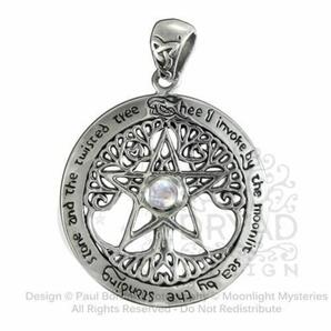 DD: Extra Large Cut Out Tree Pentacle