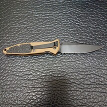 Microtech knives Socom Elite M/A Tan Serrated 160-2TA (マイクロテック ナイフ ソーコム エリート ) 未使用品です。_画像2