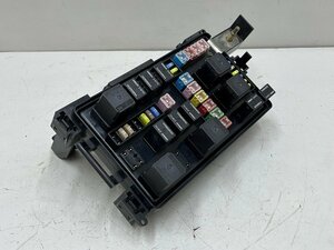 クライスラー 300C 05年 LX35 3.5L INTEGRATED POWER MODULE ヒューズボックス P04692026AC (在庫No:516178) (7526)