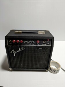 Fender REV-15 フェンダーギターアンプ 日本製品　 電気は入ります　Ac 100v 