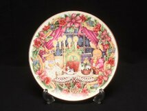 美品 イヤープレート 飾り皿 クリスマス 21cm 1995 Royal Doulton_画像1