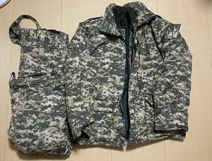 【実物】放出品 カザフスタン軍 デジタル迷彩 カモフラージュ 外套 ジャケット パンツセット サイズ50-5 ソ連軍 