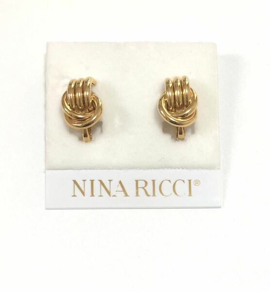 NINA RICCI ニナリッチ　ブランドイヤリング　ゴールド　アクセサリー made in CANADA