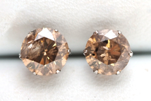 大粒！計2.4ctUP！プラチナダイヤモンド1.327ct×1.163ctピアス FB/I-1/GOOD ブラウンダイヤピアス 一粒ダイヤピアス Diamond 未使用_画像2