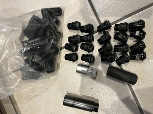 協永産業 Kics レデューラレーシング 2pcs シェルタイプナット Ｍ12×P1.25 ブラック 20個 使用期間短　ホイールナット　ロングナット