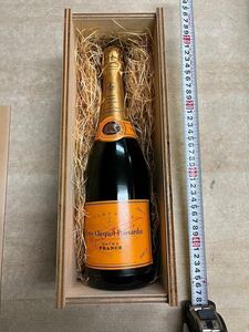 戸田2.20② Veuve Clicquot Ponsardin REIMS FRANCE イエローラベル シャンパン 酒 未開栓