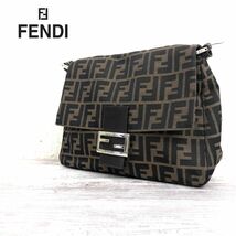 I2159-N◆イタリア製◆ FENDI フェンディ ショルダーバッグ 鞄 マグネットボタン ロゴ ストラップ欠損◆ ブラウン系 ズッカ柄 総柄_画像1