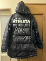 ATHLETA アスレタ ハーフ ベンチコート ダウン ナイロン ジャケット ブラック 黒 サッカー フットサル_画像2