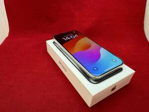 【超美品 香港版SIMフリー 128GB 物理DualSIM】　iPhone15 Pro 128GB ホワイトチタニウム