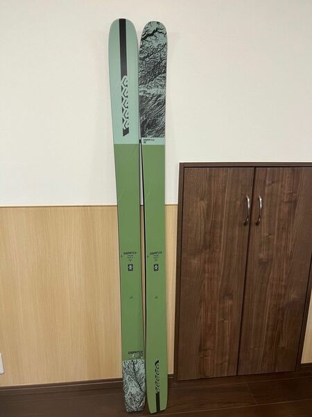 未使用品　k2 DISPATCH 101mm 175cm スキー板