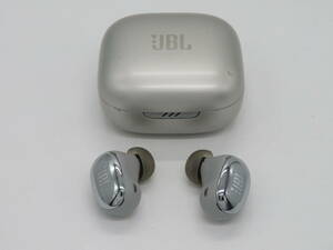 JBL(ジェービーエル)LIVE FREE2　イヤホン　シルバーカラー　中古品　W1ー252A　