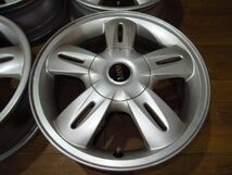 BMWミニMINI純正15インチアルミホイール4本 15x5.5j+45 4H-100 56mmハブ径 R50/R55/R53 シルバーカラー/6763295_画像3