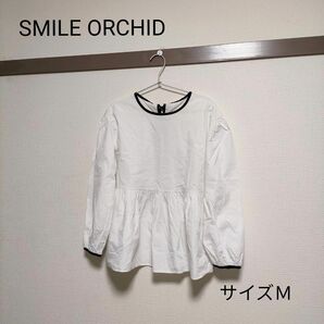 美品　SMILE ORCHID　パイピングシャツブラウス　白×黒　