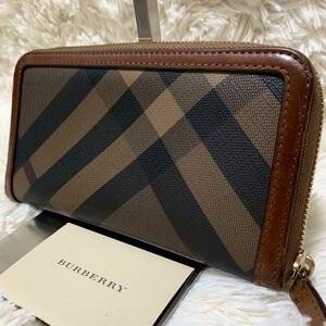 未使用級品 BURBERRYバーバリー 長財布 ラウンドファスナー ノバチェック