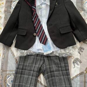 ミシェルアルフレッド 100スーツ　卒園式　入学式　男の子　フォーマル　黒　ネクタイのみコムサイズム
