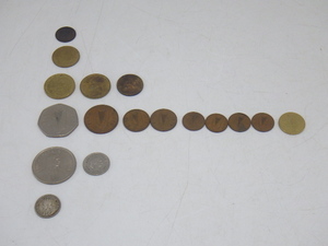 h4B057Z- 英領ガーンジー フィンランド ギリシャ アイルランド スイス カナダ 10セント銀貨など 計17枚 旧硬貨