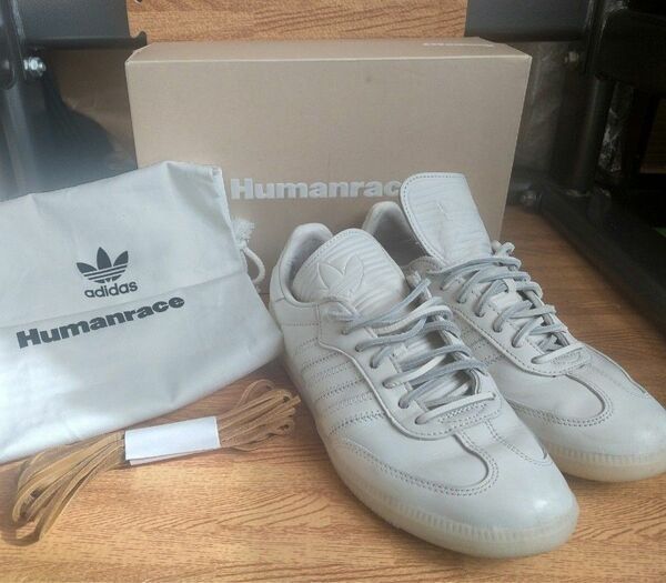 adidas　HumanRace　Samba　24cm