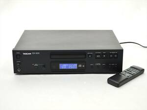 KM537●現状品●TASCAM タスカム　業務用CDプレーヤー CD-200　リモコン付き　通電確認のみ/ジャンク扱い