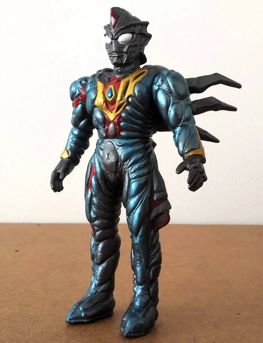 【未使用】ウルトラ怪獣シリーズEX ゼルガノイド　絶版　ソフビ　タグ付き Amazon.co.jp: ウルトラマン ウルトラ怪獣シリーズ136