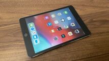 iPad mini3 MGHV2J/A Apple au タブレット 【5248】_画像1