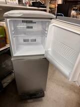 AQUA 冷蔵庫 AQR-14E1 140L 2018年製 ノンフロン冷凍冷蔵庫 単身 一人暮らし アクア ☆ (引き取り限定)_画像2