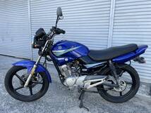 距離浅　５６０４キロ　YBR125 書類、鍵付き_画像6