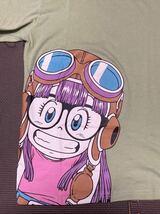 新品 完売品 正規ライセンス品 Dr.スランプ アラレちゃん 則巻アラレ tシャツ Mサイズ/ 鳥山明 漫画 アニメ_画像2