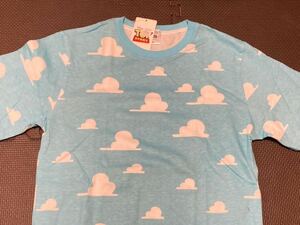 【Mサイズ】新品 ディズニー 正規ライセンス品 toySTORYトイストーリー 雲柄 tシャツ 男女兼用a