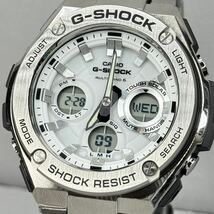 未使用同様 極美品 G-SHOCK GST-W110D-7AJF Gスチール/G-STEELタフソーラー 電波受信 電波ソーラー マルチバンド6 メタルバンド ホワイト_画像1