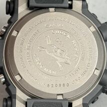 極美品G-SHOCK DW-8200-1A FROGMAN フロッグマン スクリューバック ダークグレー レッド チタンケース ブラック シルバー 潜水蛙 デジタル_画像8