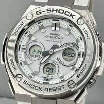 極美品 G-SHOCK GST-W310-7AJF G-STEEL/Gスチール タフソーラー電波受信 電波ソーラー マルチバンド6 メタルベゼル ホワイト アナデジ_画像1