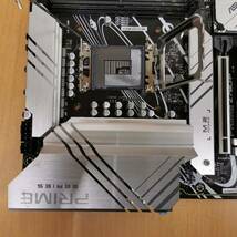 ASUS PRIME Z790-P/D5 ATXマザーボード/(LGA1700)INTEL第12.13世代CPU対応/PCパーツ DIY 修理材料★動作未確認・ジャンク★現状渡し_画像5