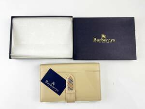 未使用　美品　 BURBERRY バーバリー 　システム手帳　カバー　ブラウン　ベージュ　チェック　１円～　ロゴ　文具　ブランド