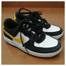 NIKE(ナイキ)[ナイキ] エア フォース 1 ‘07 LV8 AIR FORCE 1 ‘07 LV8 ブラック/ホワイト/イエロー DH9788-002　キッズサイズ18.5cm_画像3