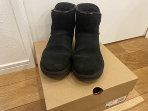 UGG ショートブーツ アグ ブラック 黒 ブーツ 中古　24cm US7スエード 