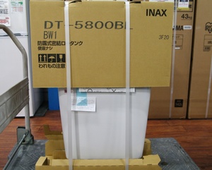 【引取り歓迎】INAX LIXIL 洋式便器用タンク DT-5800BL 床排水 一般地 手洗い ハイパーキラミック タンクのみ 未使用品 イナックス