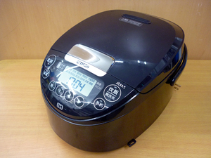 TIGER IHジャー 炊飯器 JPW-T100 2023年製 5.5合炊き 炊きたて 遠赤黒厚釜 タイガー 炊飯ジャー モーブブラックKV