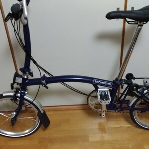 美品 人気色テンペストブルー ブロンプトン BROMPTON M6R 2021年式の画像3