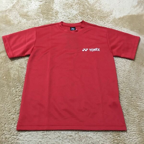 【送料無料】ディズニー×ヨネックス（YONEX）ジュニアTシャツ130サイズ 新品 DIW1010Jフレイムレッド