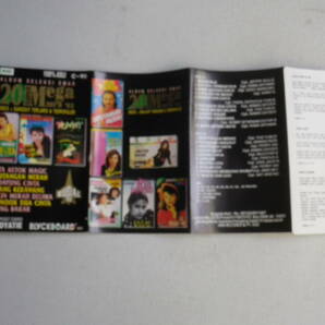 ◆カセット◆ALBUM SELEKSI EMAS 20 SUPER Mega HIT'S '92 DISCO+DANGDUT TERLARIS & TERPOPULER 輸入版 中古カセットテープ多数出品中！の画像7