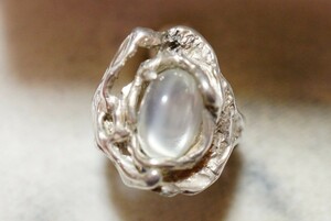 1299 天然ムーンストーン リング 指輪 ヴィンテージ アクセサリー SILVER刻印 アンティーク 天然石 色石 宝石 カラーストーン 装飾品