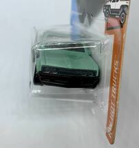 333// ホットウィール Hot Wheels DATSUN 620 ダットサン トラック 迷彩グリーン　カードしわ_画像3