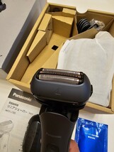 パナソニック Panasonic ラムダッシュ リニアシェーバー es-lt8b-a 展示品　手渡しOK　送料込み_画像2