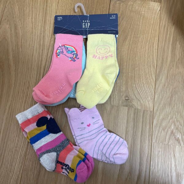 baby gap 靴下 6-12m